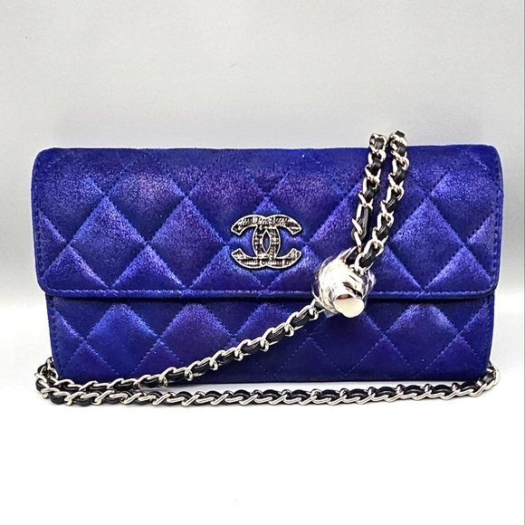 🩶CHANEL Authentic Suede Wallet/Clutch🩶 - Picture 13 of 17
